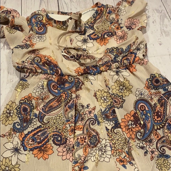 Beautiful romper from dillard’s - Picture 3 of 3